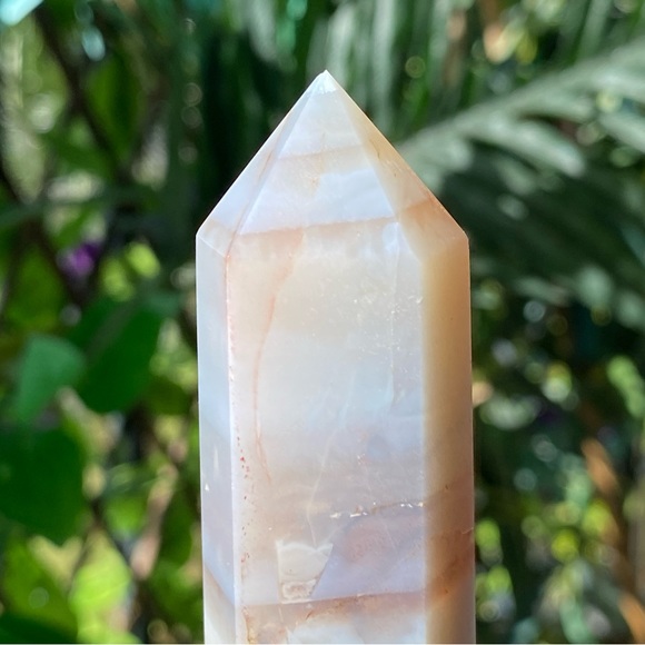 Banded Agate Tower - Picture 10 of 13